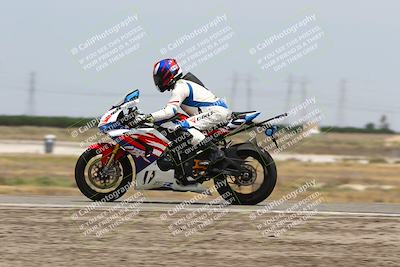 media/May-26-2025-Lets Ride (Mon) [[3bf1de1d65]]/B Group/1220pm (Wheelie Bump)/